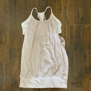 Lululemon NO LIMITS tank size 6